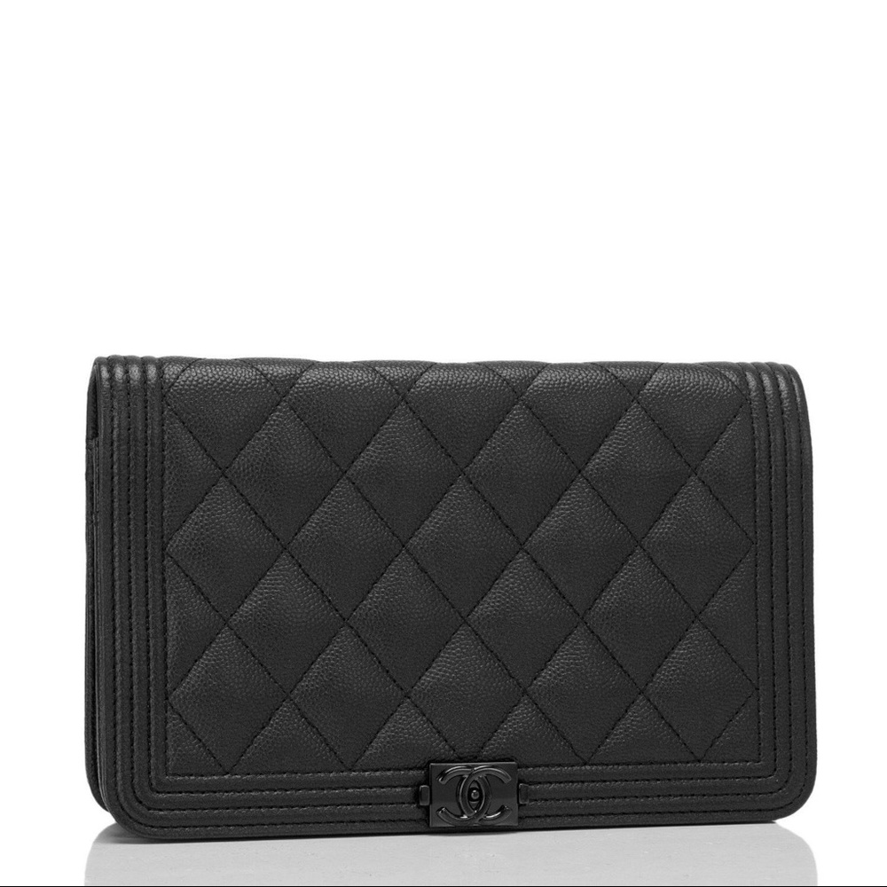 ✅SOLD✅Chanel So Black Le Boy WOC